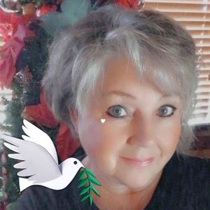 Meet your Posher, Brenda